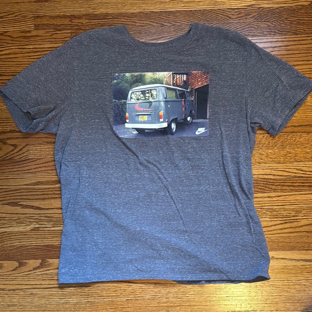 Nike Gray Graphic Men's T-Shirt,Size XL